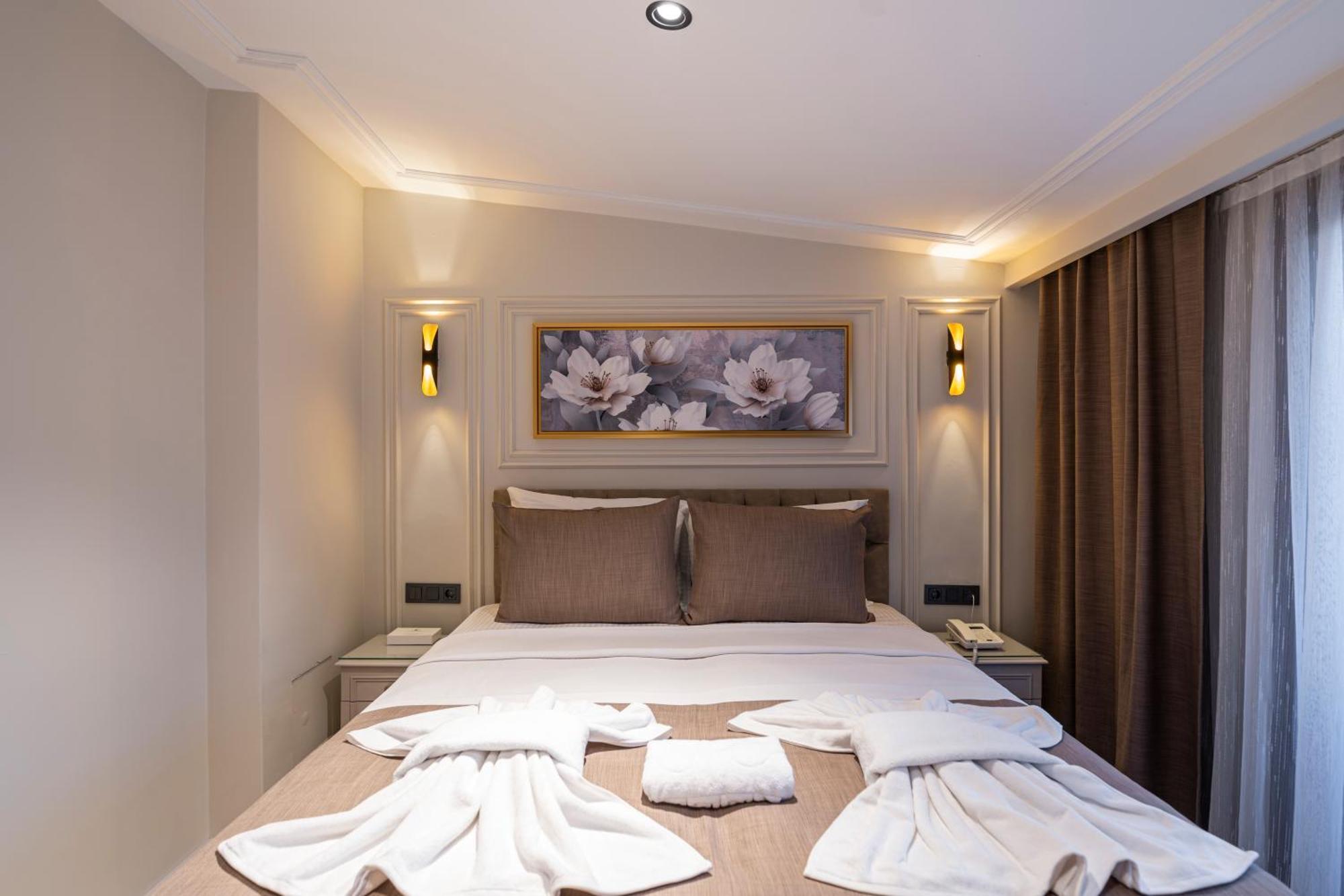 Pera Luna Premium Hotel Стамбул Екстер'єр фото