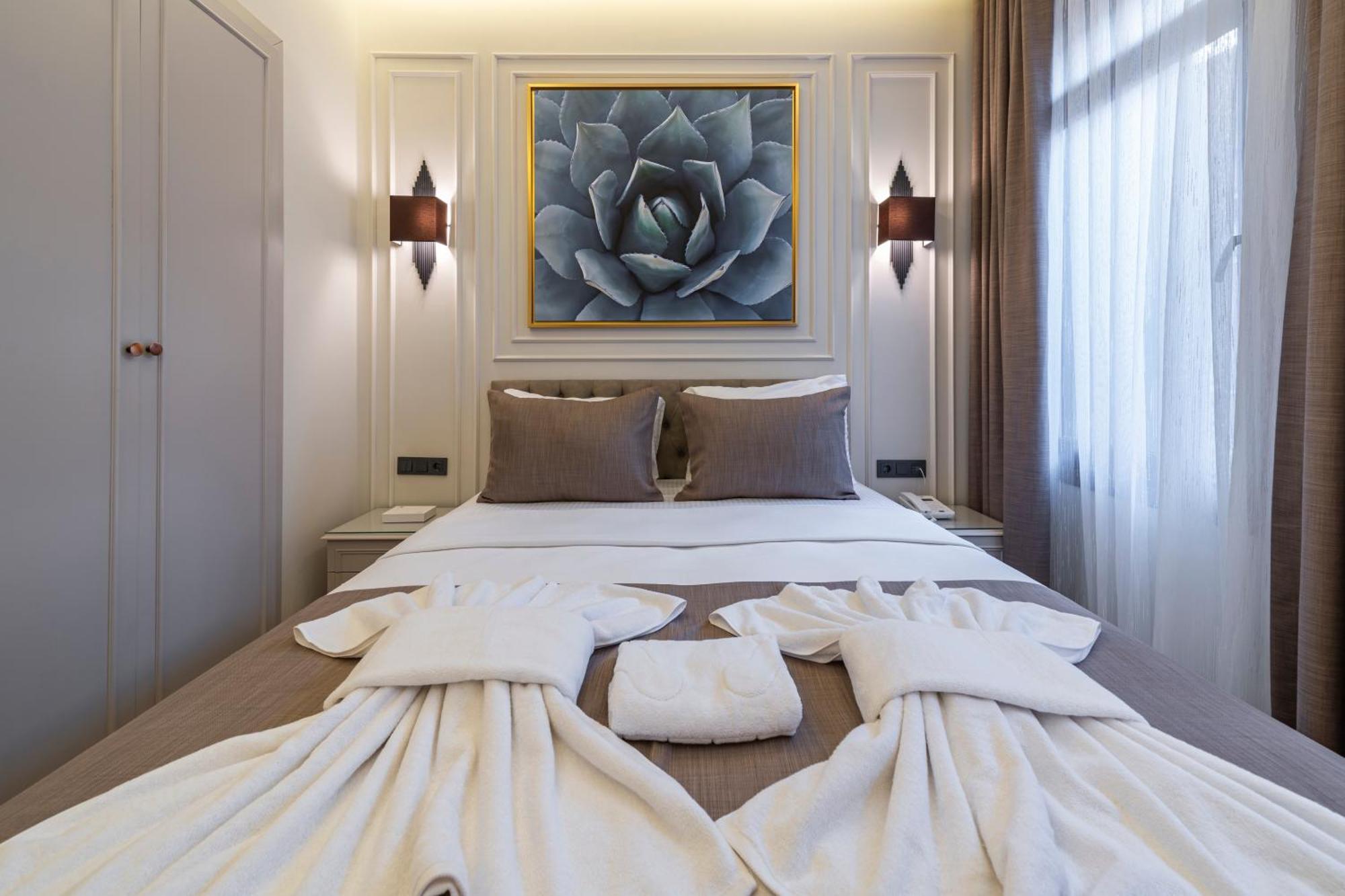 Pera Luna Premium Hotel Стамбул Екстер'єр фото